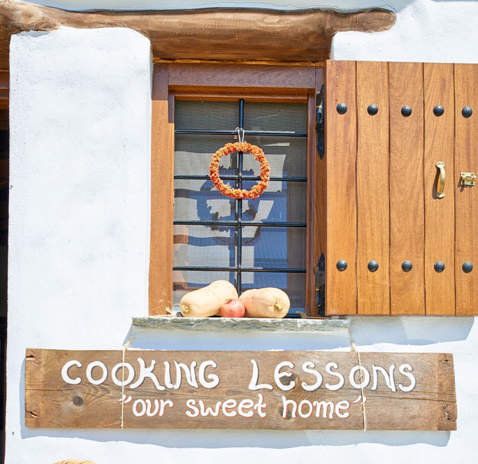 cooking-classes-pelion-gastronomy-greece karaiskos family